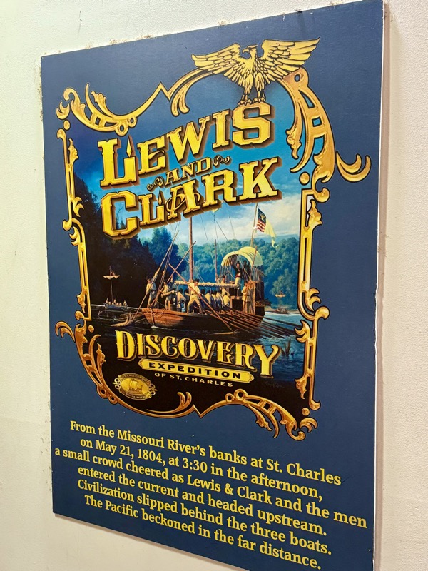 Expedition Sign